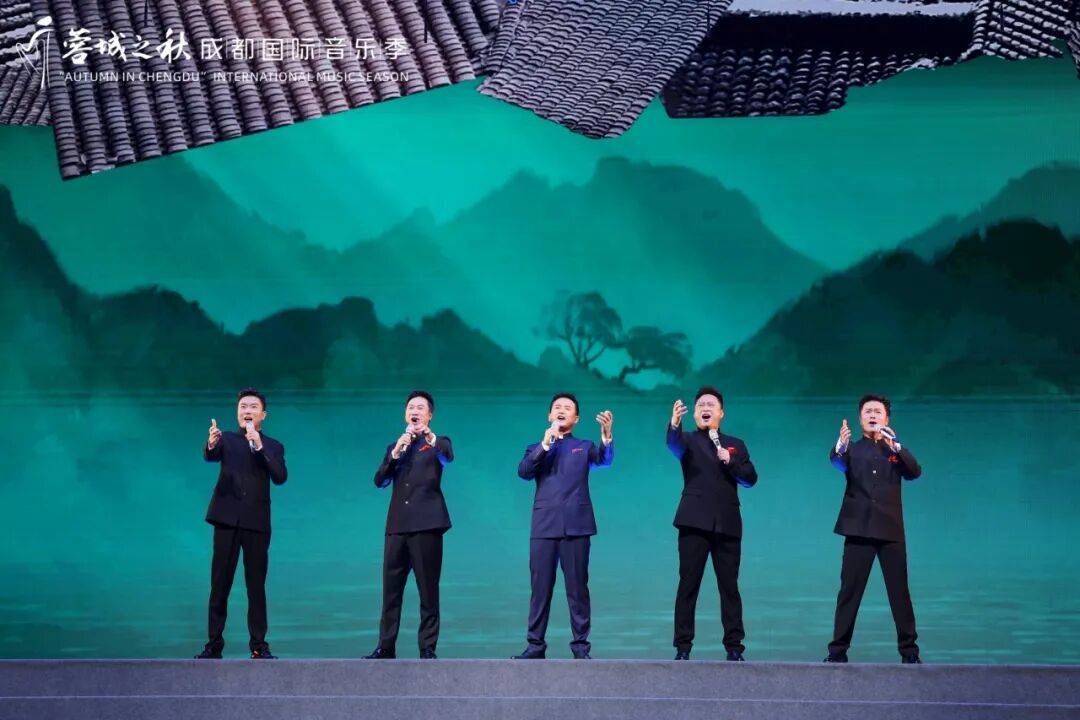 爱游戏官网网页版入口-今夜成都蓉城造点机会：葡超节点到来，目标明确，球探报告显示潜力(成都地铁2029五期二次公示)